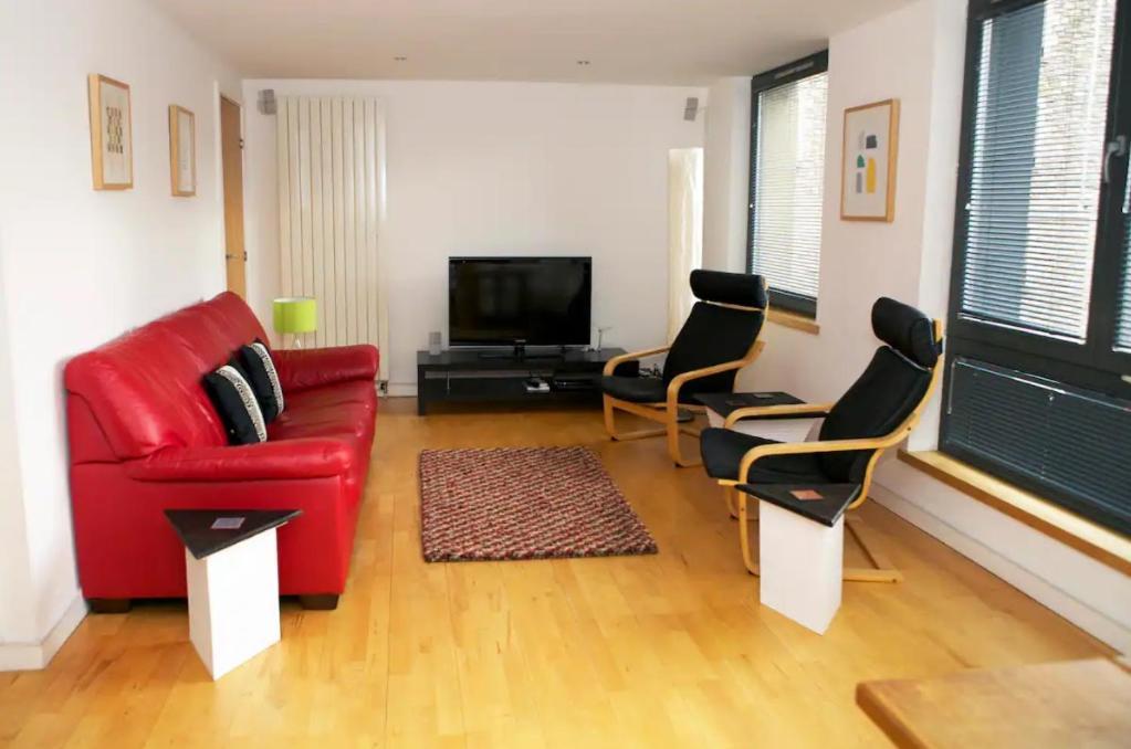 Joivy Inviting Flat With Parking In Canonmills Эдинбург Экстерьер фото