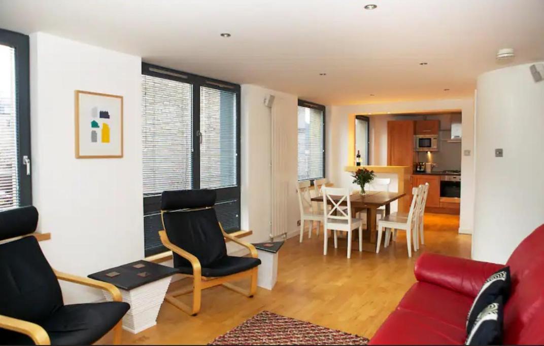 Joivy Inviting Flat With Parking In Canonmills Эдинбург Экстерьер фото